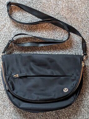 LULULEMON All Night Festival Bag 5L - Black/Gold